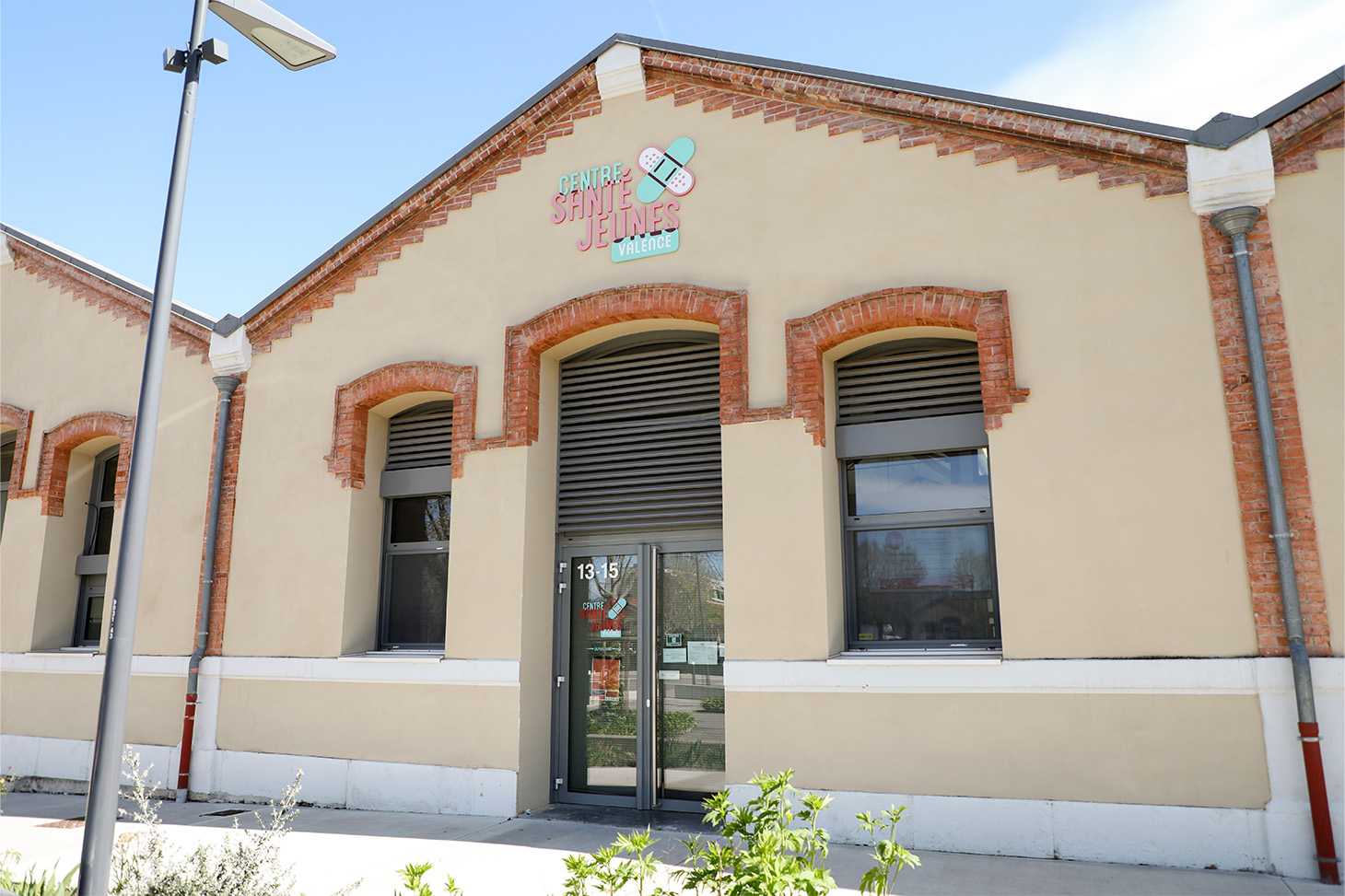 Le bâtiment du Centre de santé jeunes à Valence